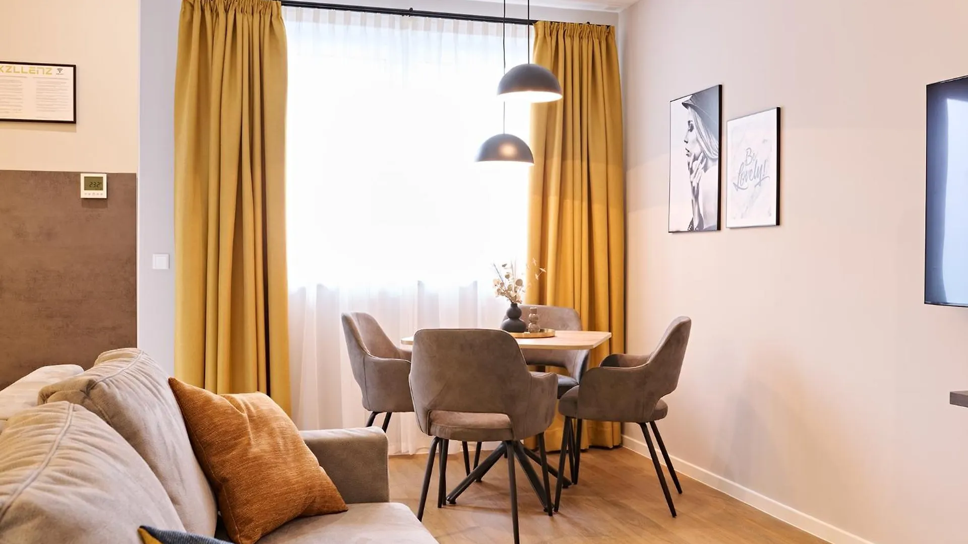 Xzllenz Traum Studio-Apartment, Frei-Parken, U-Bahn, Kueche 뉘른베르크 아파트