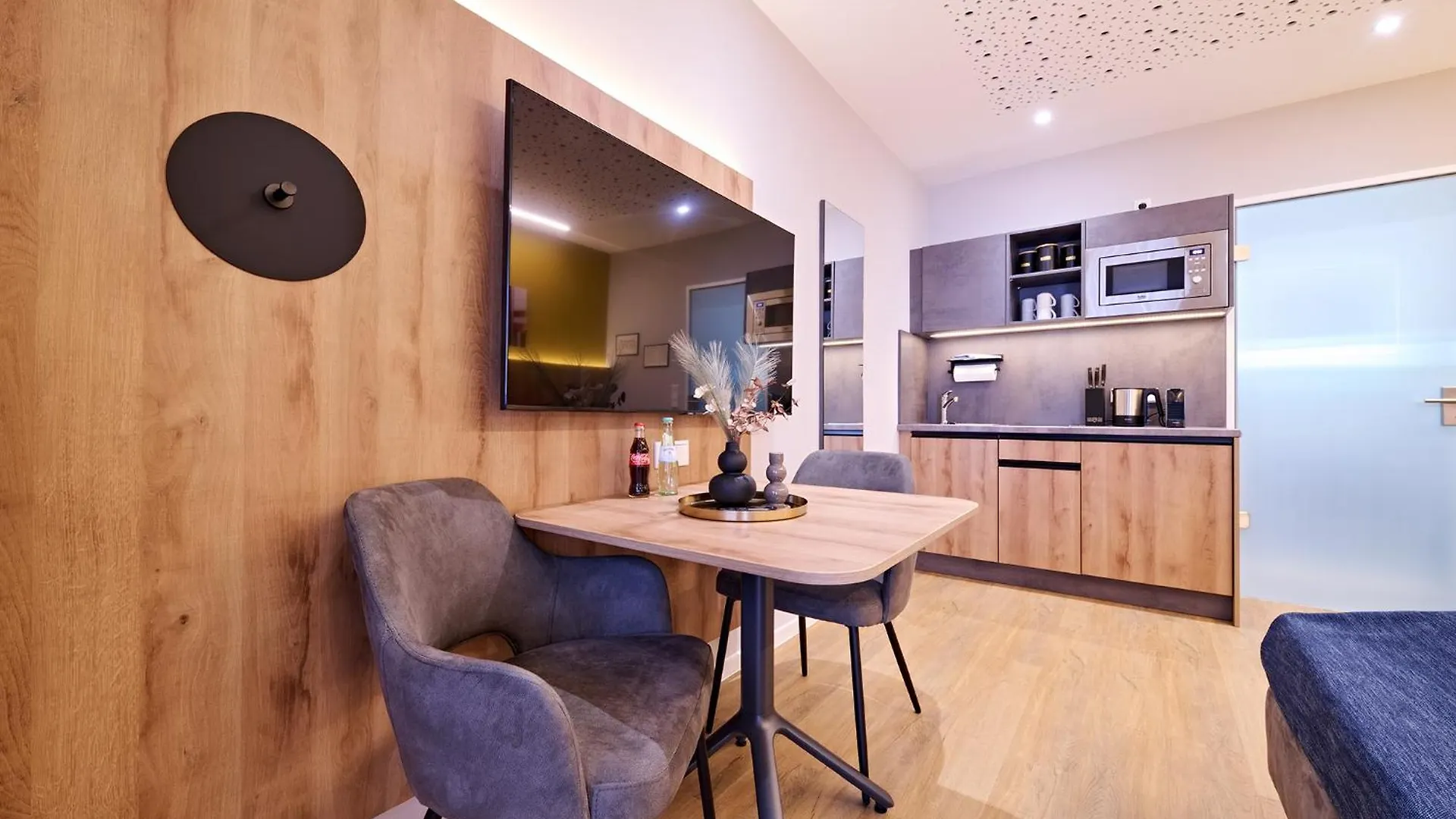 Xzllenz Traum Studio-Apartment, Frei-Parken, U-Bahn, Kueche Norimberga